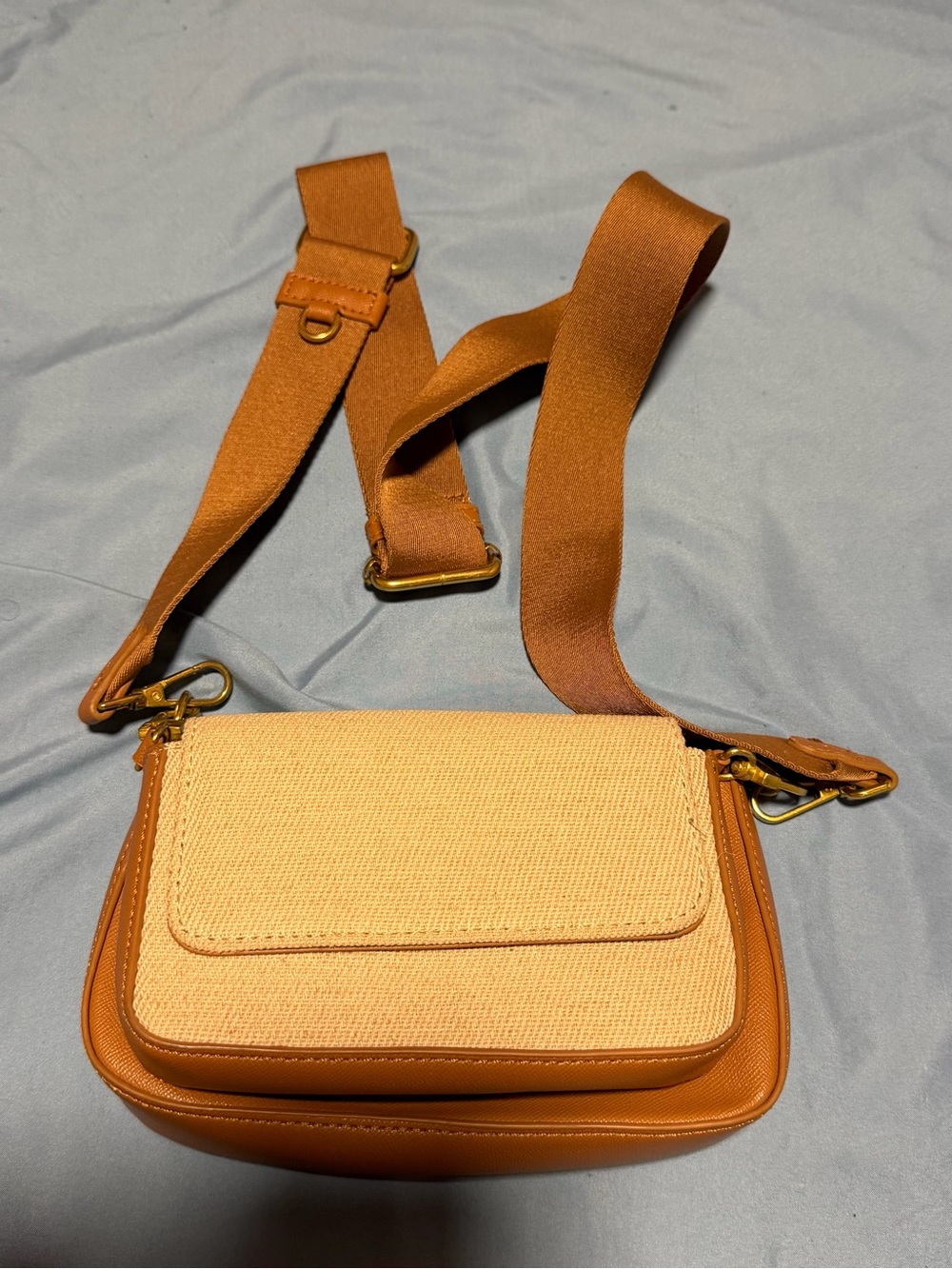Classic Woven Crossbody Bag - Tan/Beige